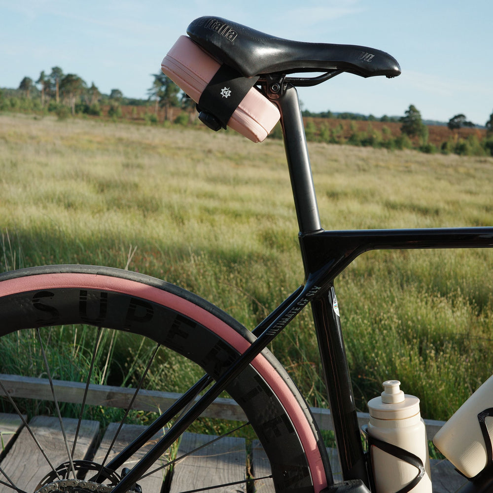 Falcon Saddle Bag