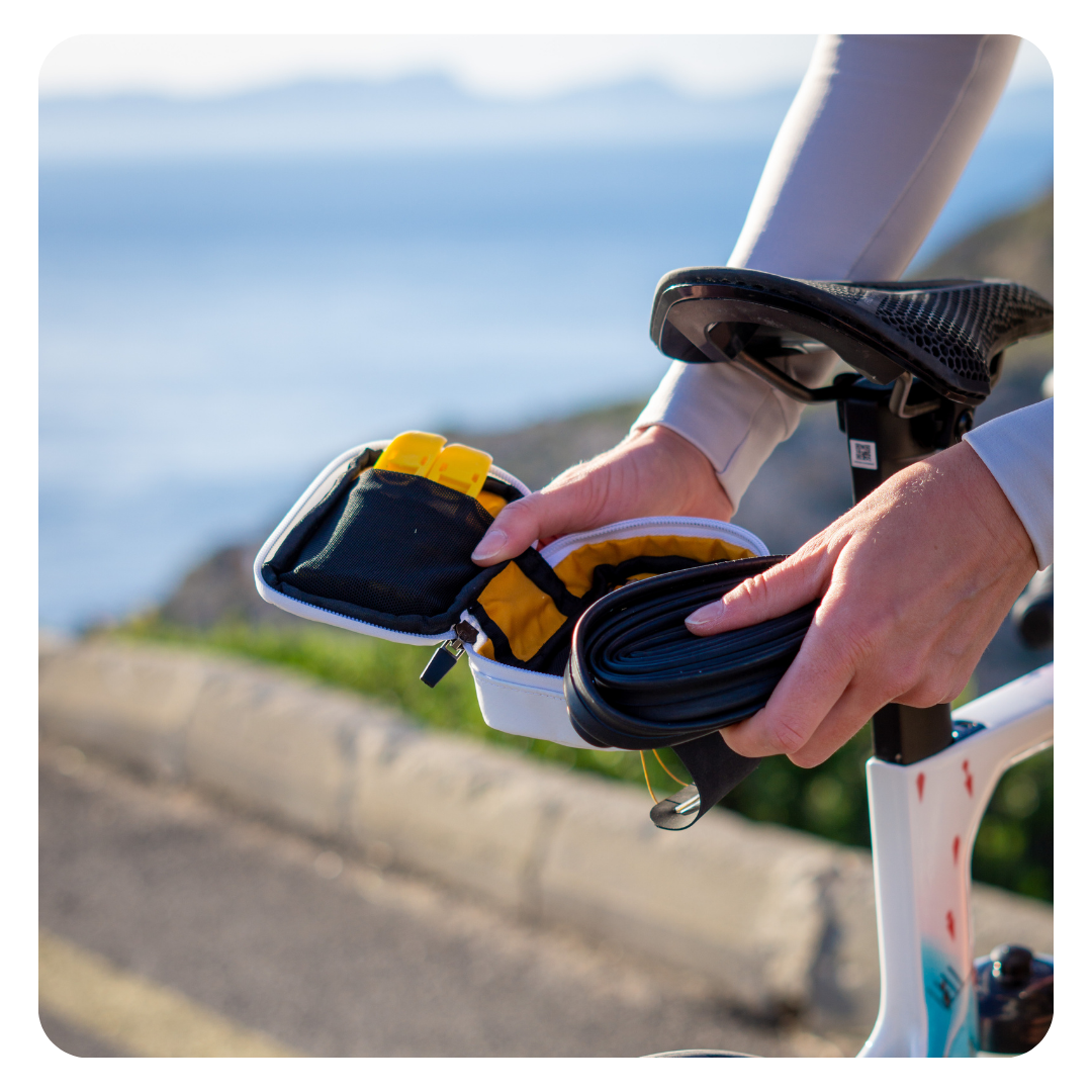 Falcon Saddle Bag